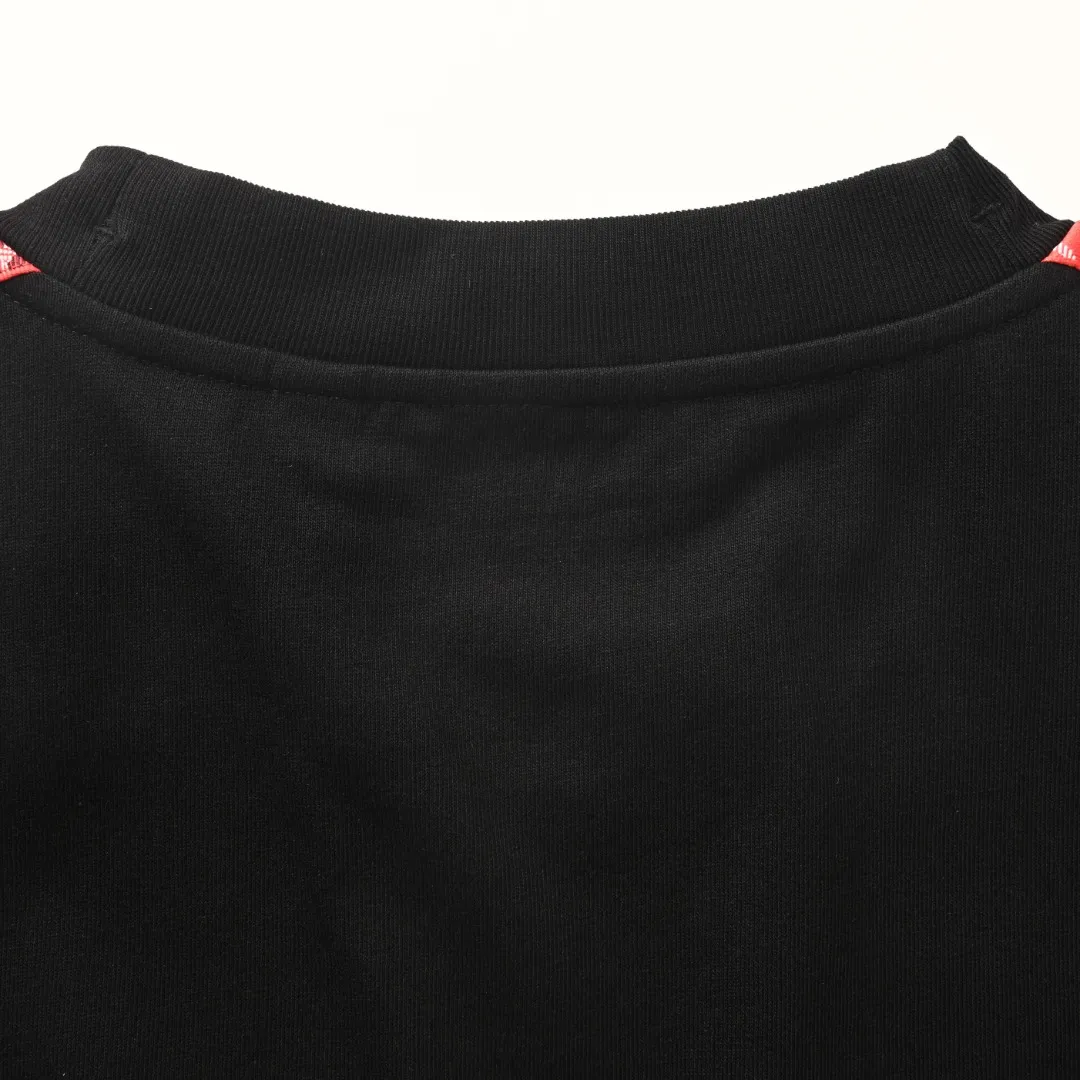 BURBERRY BBR Series Red T 4050 ， 240g ， ， 。 ，2000 。 ， 。 Same Style Size：S-XL
